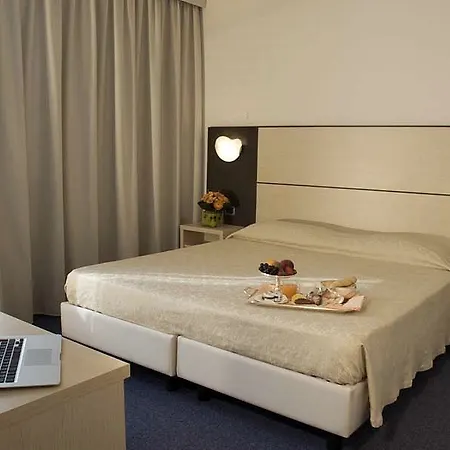 Ducale Hotel 4*