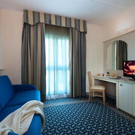 Four Points Flex By Sheraton Hotel 4*