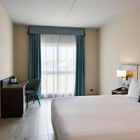 Four Points Flex By Sheraton 4* Parma